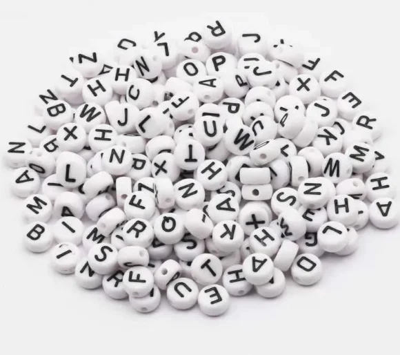 Cuentas Con Letra Blanca Curva - 50 gramos
